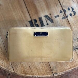 Coco Doullens Tan Vintage Leather Wallet 7 1/2” x 4”